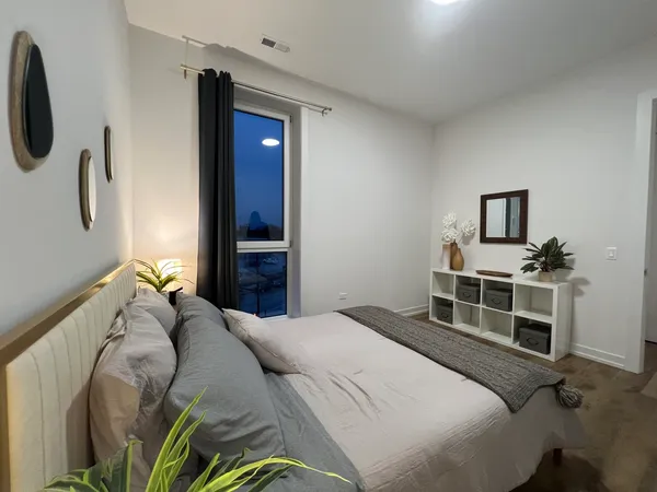 $4,200 | 815 North Richmond Street, Unit 303, Chicago, IL 60622