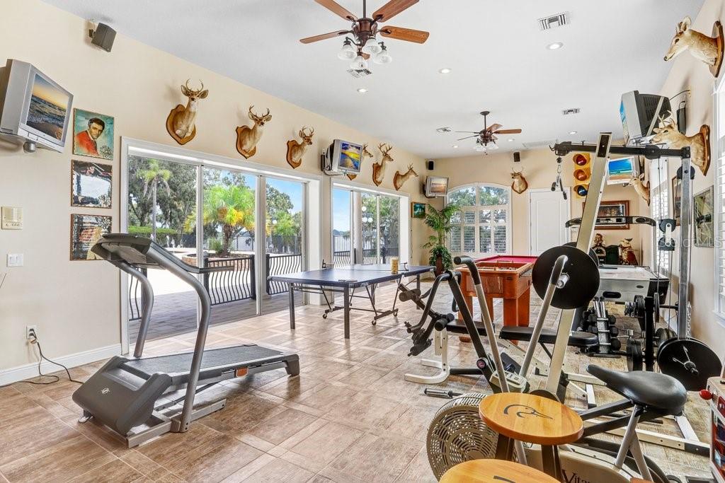 11715 Taylor Road Thonotosassa, FL 33592 - Photo 50 of 73 a view of a livingroom and dining room