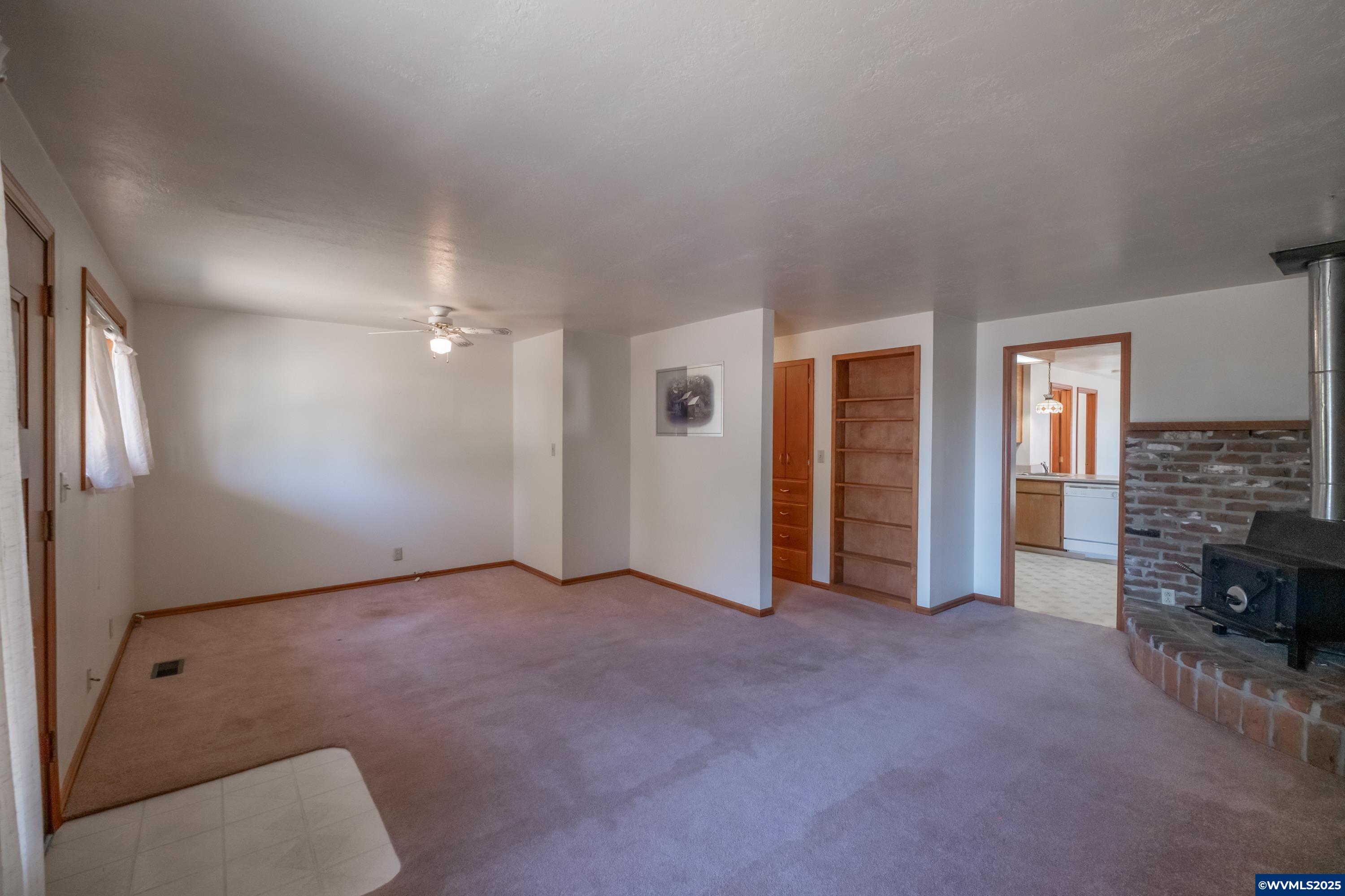 1825 Walker Road Northeast Salem, OR 97305 - Photo 13 of 50