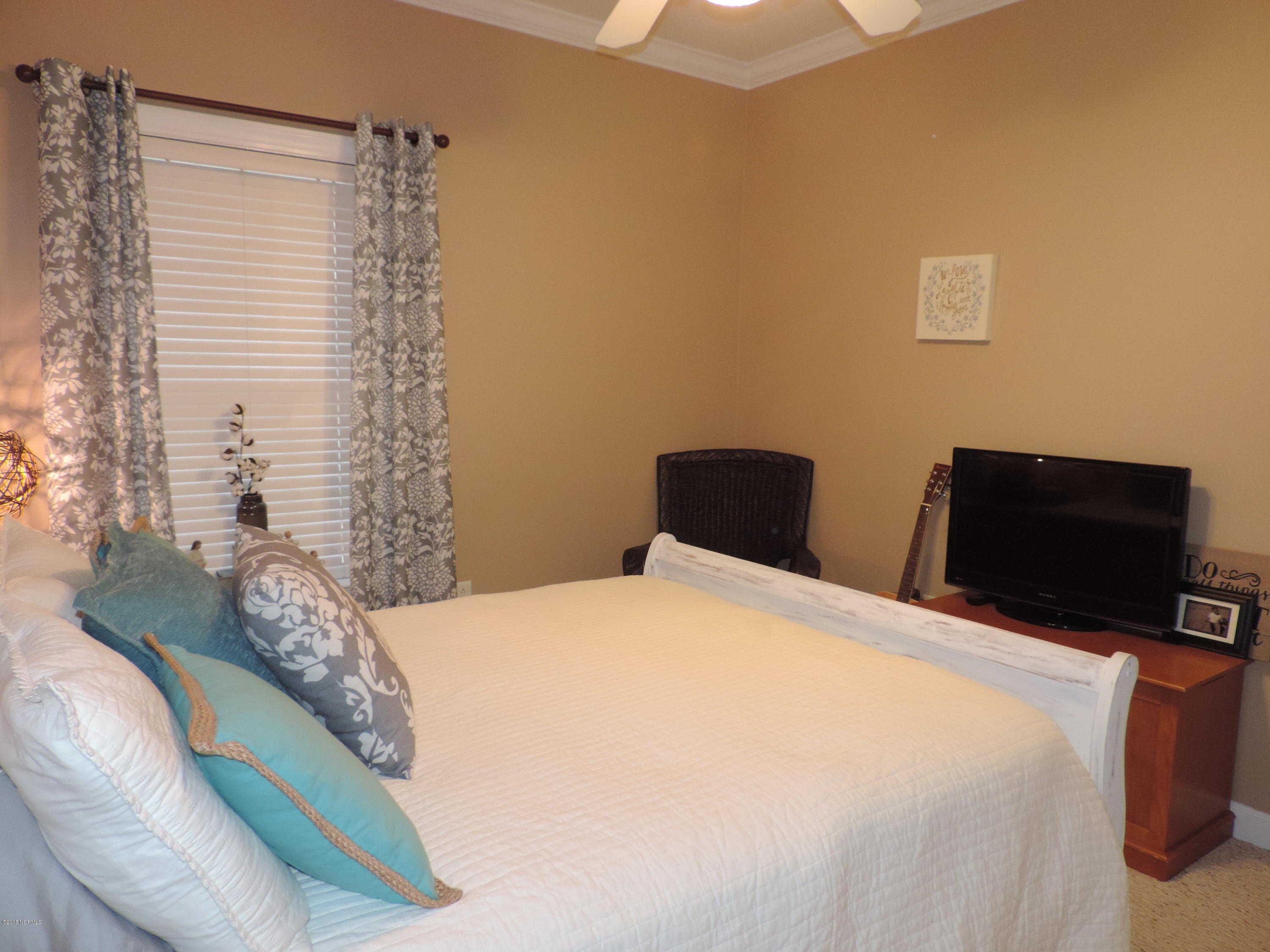 2121 Perrytown Loop Road New Bern, NC 28562 - Photo 27 of 35 Bedroom 3, different view