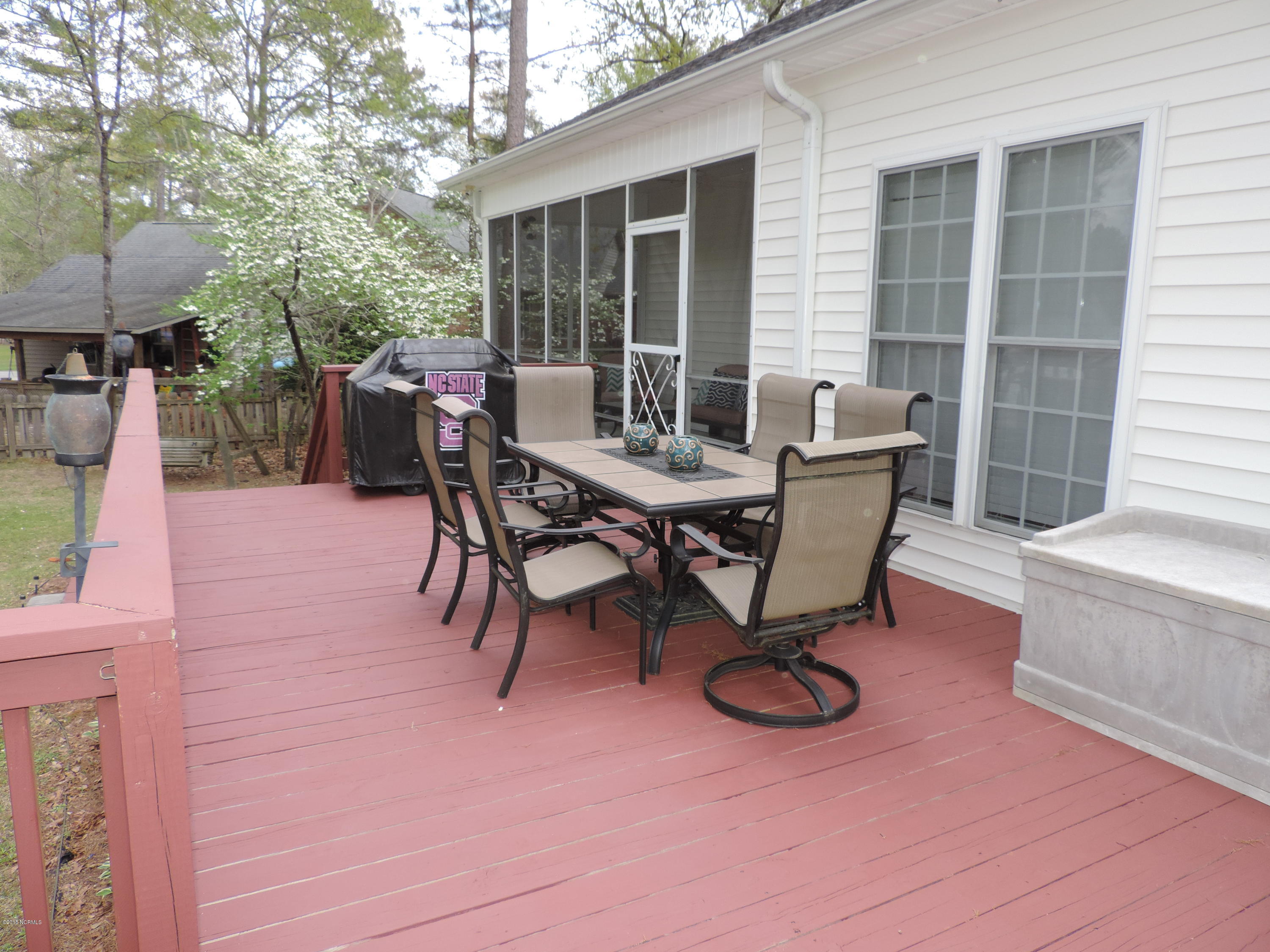 2121 Perrytown Loop Road New Bern, NC 28562 - Photo 31 of 35 DSCN5998