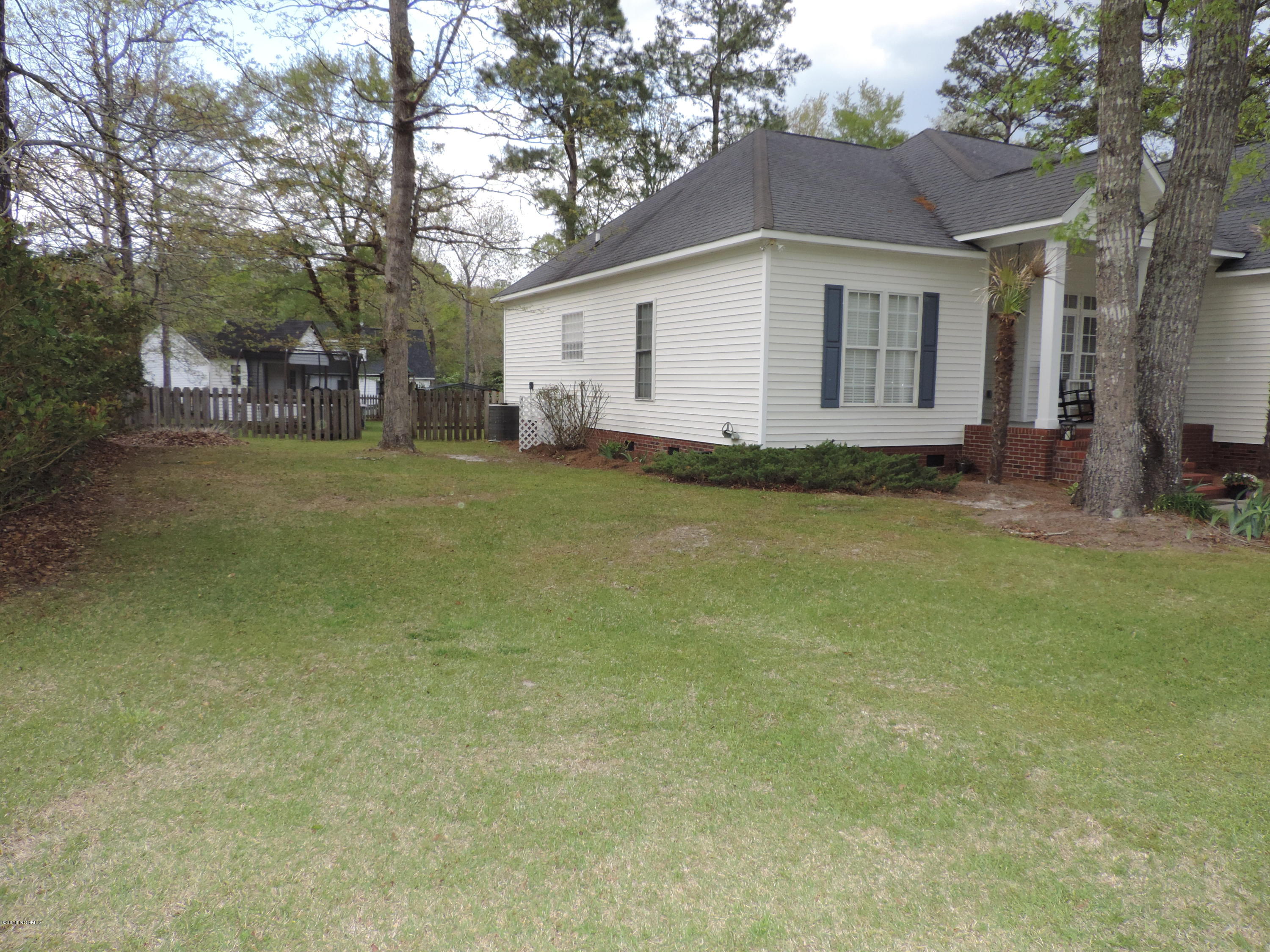 2121 Perrytown Loop Road New Bern, NC 28562 - Photo 35 of 35 DSCN6005
