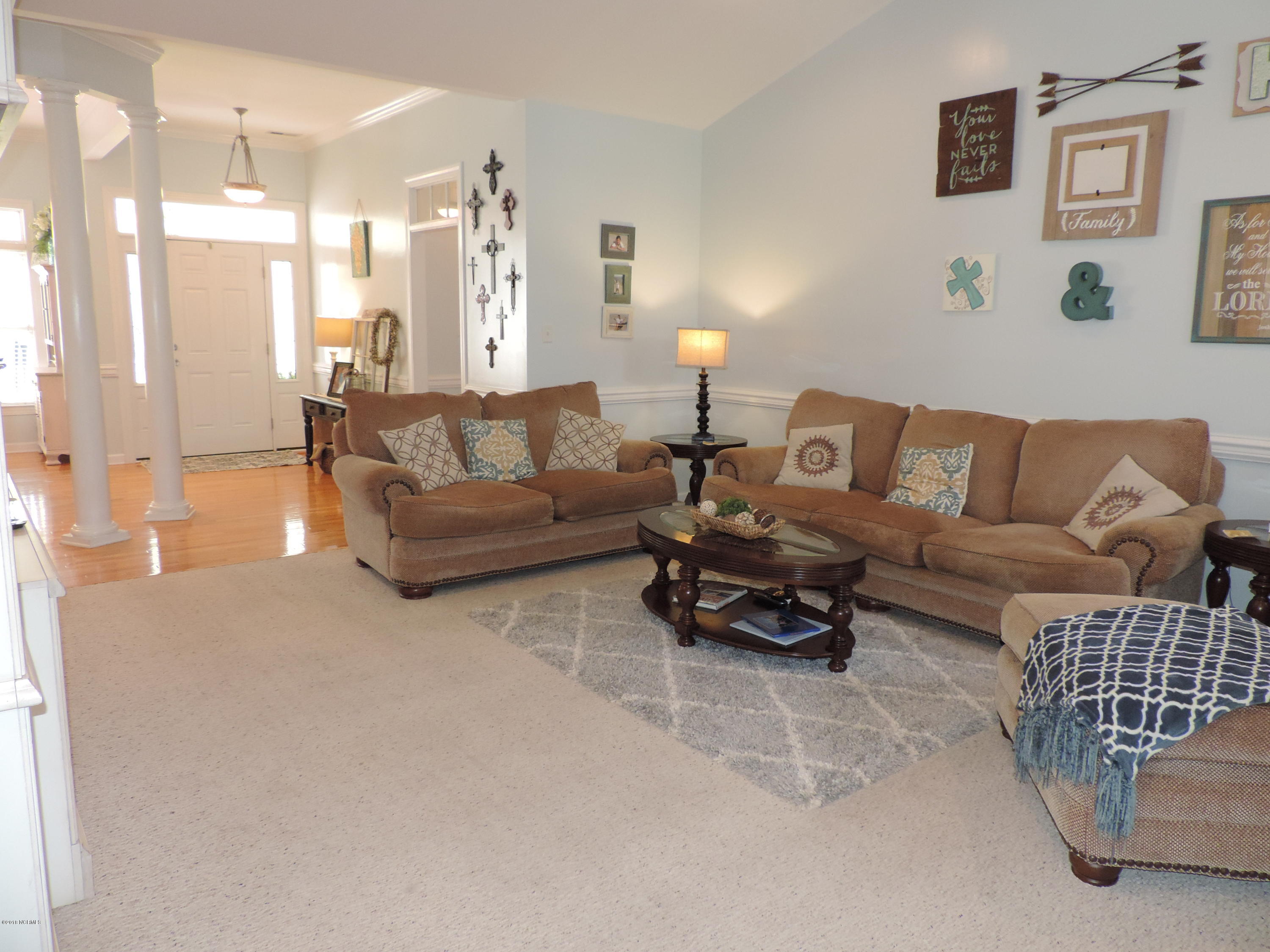 2121 Perrytown Loop Road New Bern, NC 28562 - Photo 9 of 35 Living room, different view
