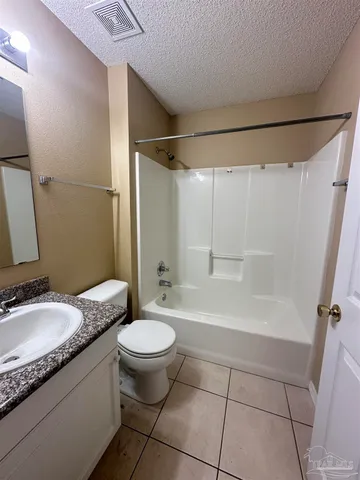 $1,750 | 2028 Coral Reef Road, Pensacola, FL 32506