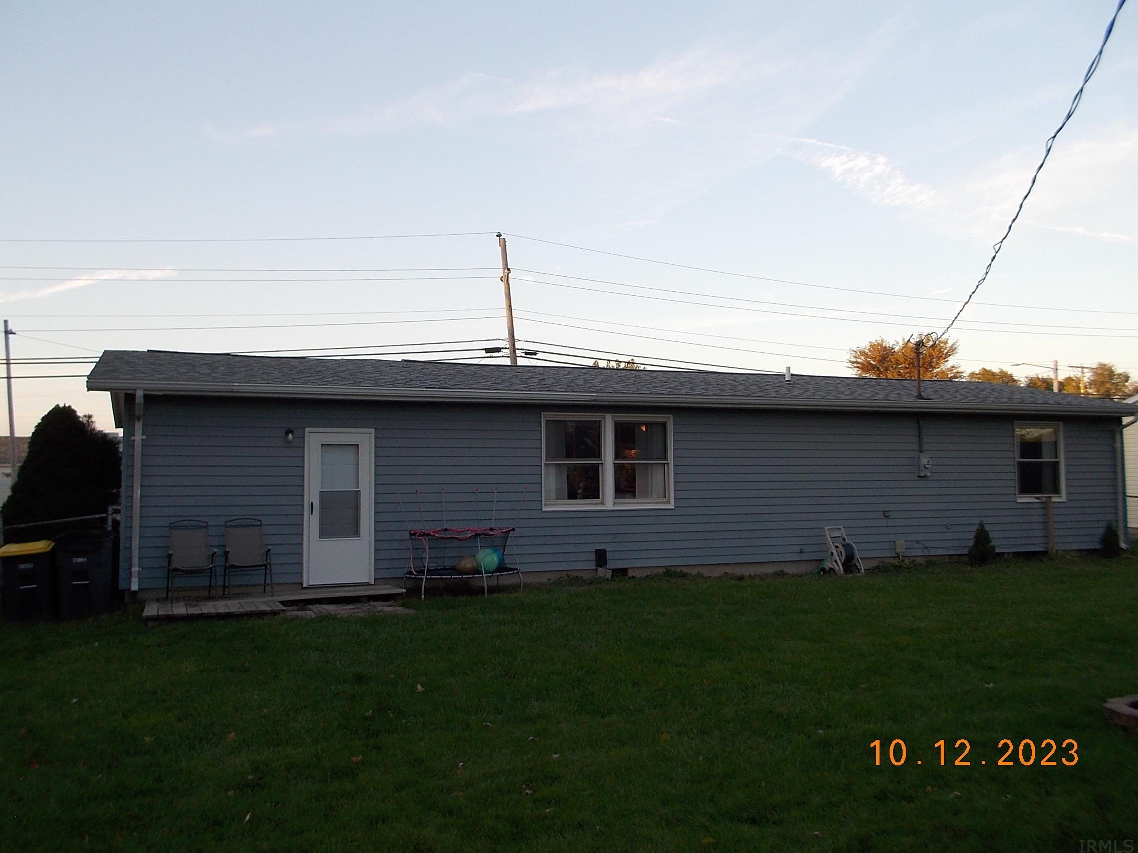 804 East Monroe Street Decatur, IN 46733 - Photo 2 of 9