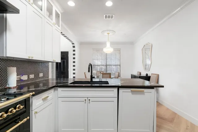 $375,000 | 9201 Brodie Lane, Unit 2303, Austin, TX 78748