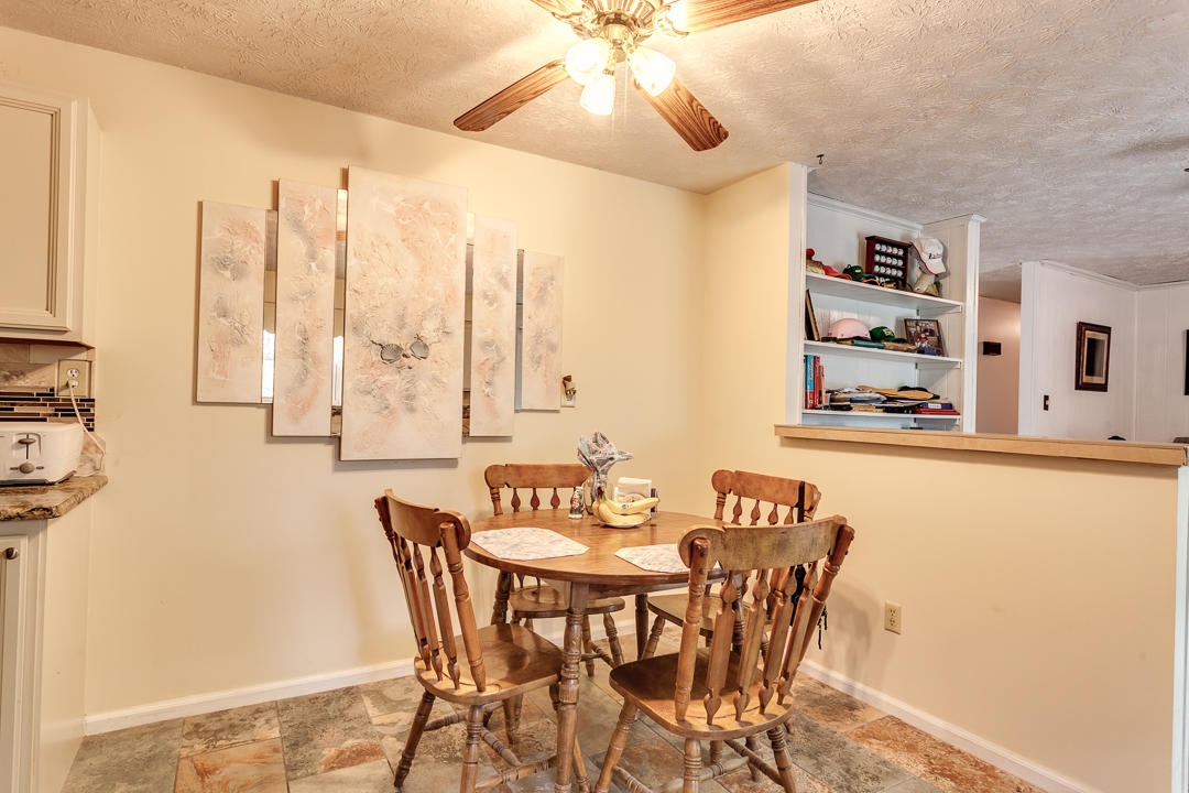 7209 Chartwell Road Knoxville, TN 37931 - Photo 12 of 24 013170426-4-7209ChartwellRdKnoxvilleTN-S
