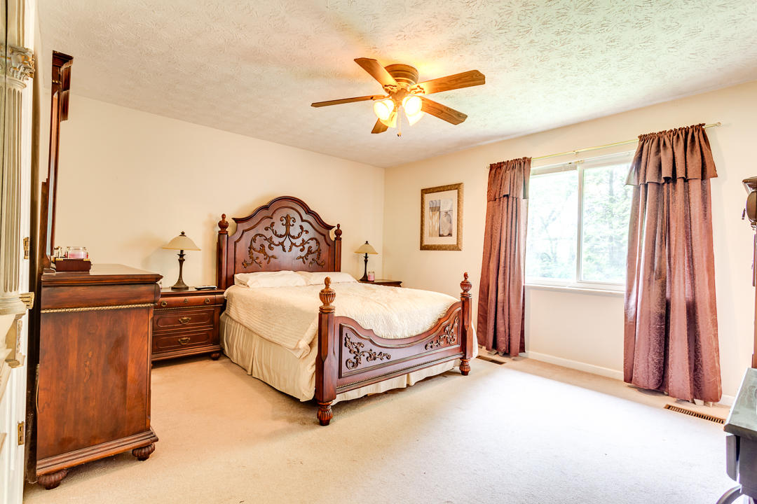 7209 Chartwell Road Knoxville, TN 37931 - Photo 16 of 24 017170426-4-7209ChartwellRdKnoxvilleTN-S