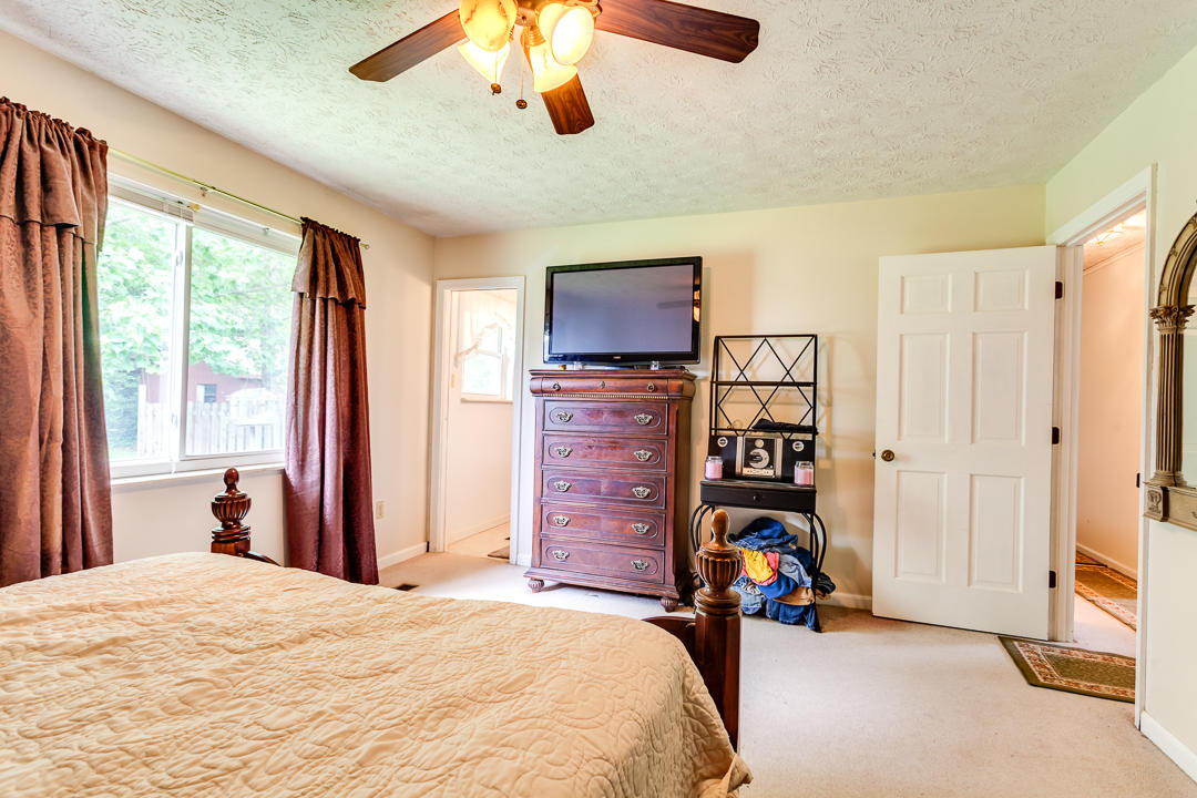 7209 Chartwell Road Knoxville, TN 37931 - Photo 17 of 24 018170426-4-7209ChartwellRdKnoxvilleTN-S