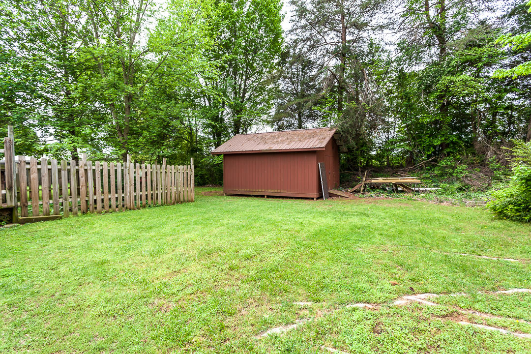 7209 Chartwell Road Knoxville, TN 37931 - Photo 22 of 24 023170426-4-7209ChartwellRdKnoxvilleTN-S
