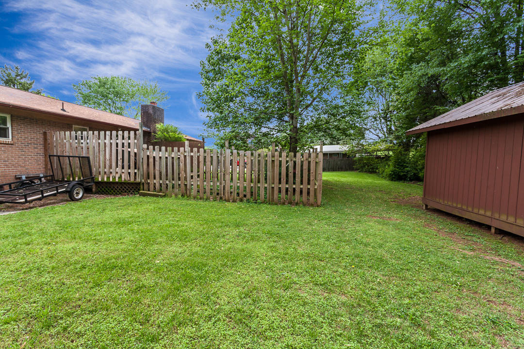 7209 Chartwell Road Knoxville, TN 37931 - Photo 23 of 24 024170426-4-7209ChartwellRdKnoxvilleTN-S