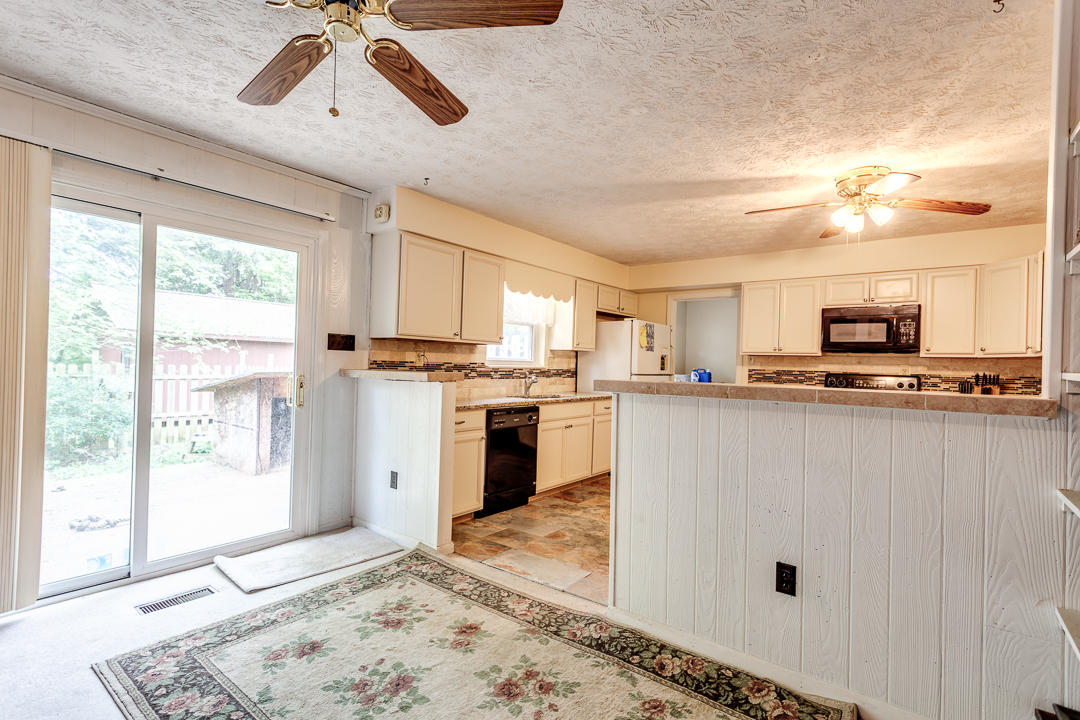 7209 Chartwell Road Knoxville, TN 37931 - Photo 7 of 24 008170426-4-7209ChartwellRdKnoxvilleTN-S