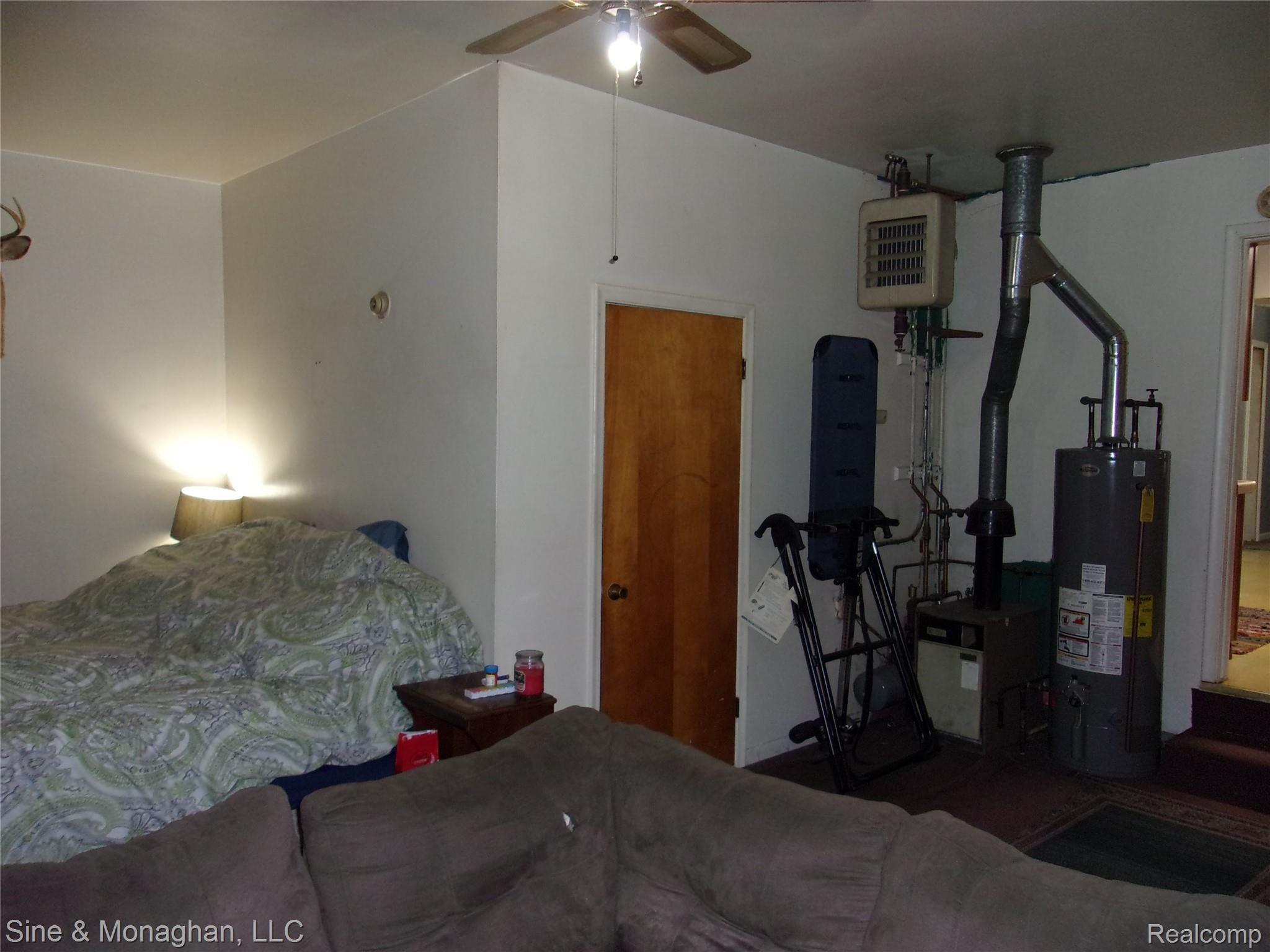 9324 Field Road Algonac, MI 48001 - Photo 26 of 40 100_1177.JPG