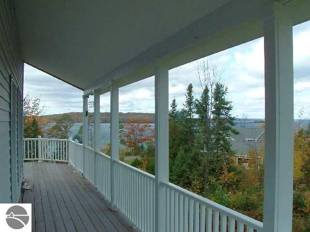 11547 Chimney Ridge Court Traverse City, MI 49686 - Photo 5 of 25 1731340-4.JPG