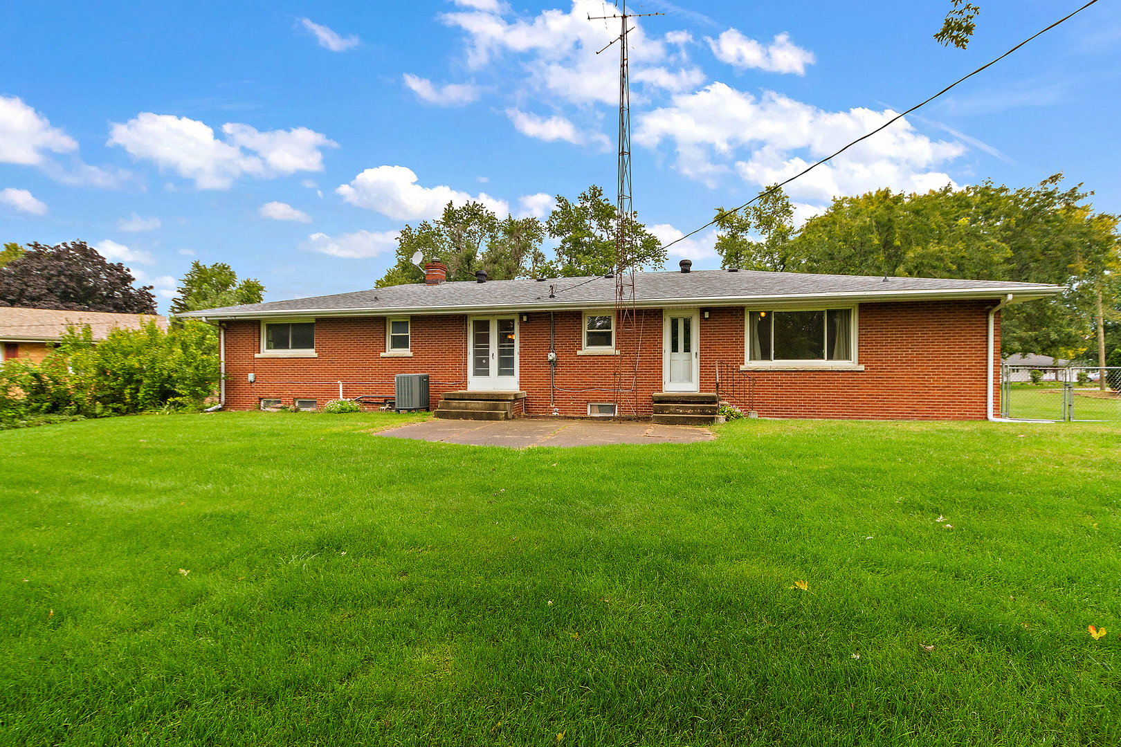 19 Durell Drive Kankakee, IL 60901 - Photo 25 of 25 a front view of house with yard and green space