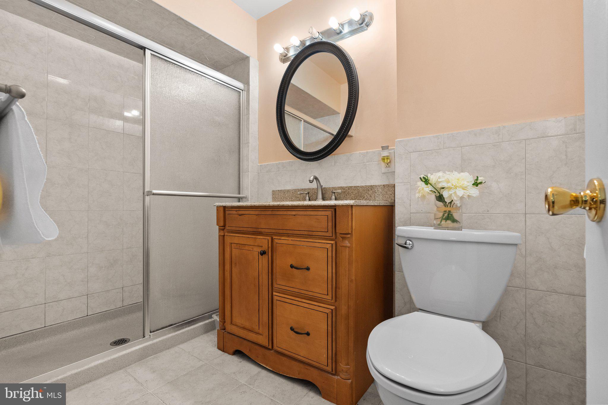 142 Greycourt Road Philadelphia, PA 19115 - Photo 17 of 23