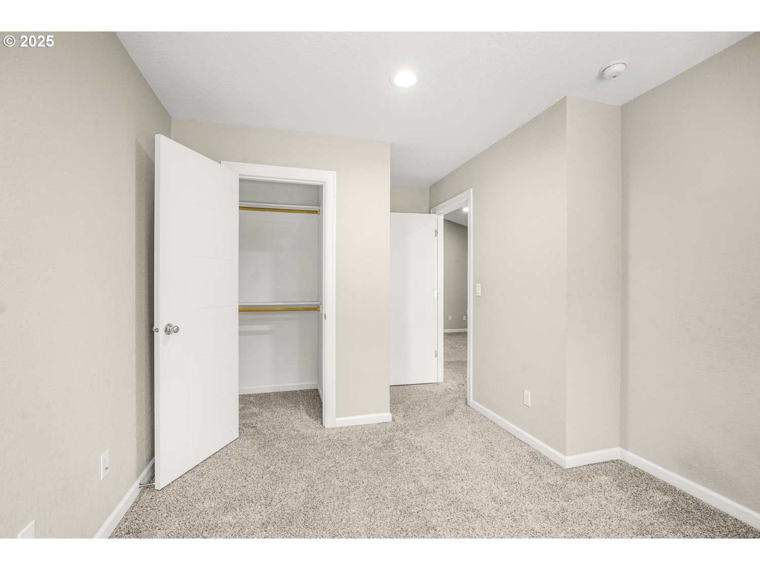 3804 Nicholson Road Vancouver, WA 98661 - Photo 18 of 24 a view of an empty room