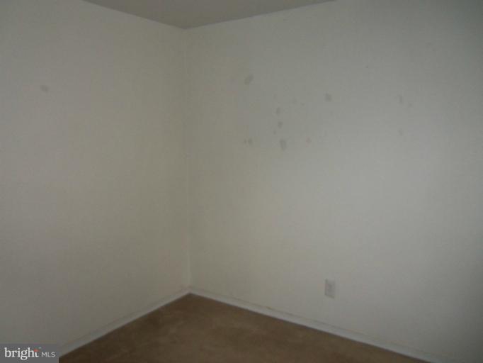 1823 Kitty Hawk Road Baltimore, MD 21221 - Photo 5 of 7 Bedroom