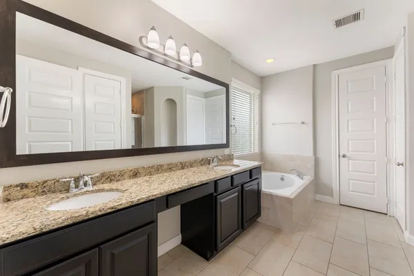 $680,000 | 17918 Kelsey Hills Lane, Tomball, TX 77377