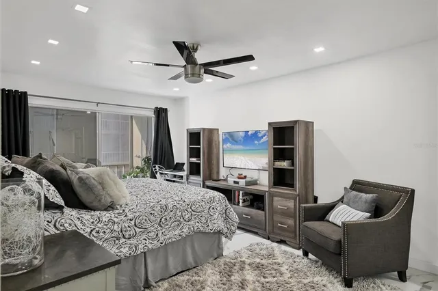 $299,000 | 1714 69th Avenue West, Unit B203, Bradenton, FL 34207