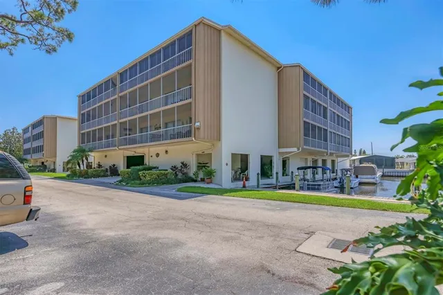 $299,000 | 1714 69th Avenue West, Unit B203, Bradenton, FL 34207