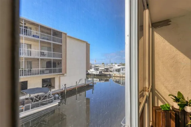$299,000 | 1714 69th Avenue West, Unit B203, Bradenton, FL 34207