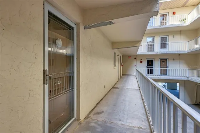 $299,000 | 1714 69th Avenue West, Unit B203, Bradenton, FL 34207