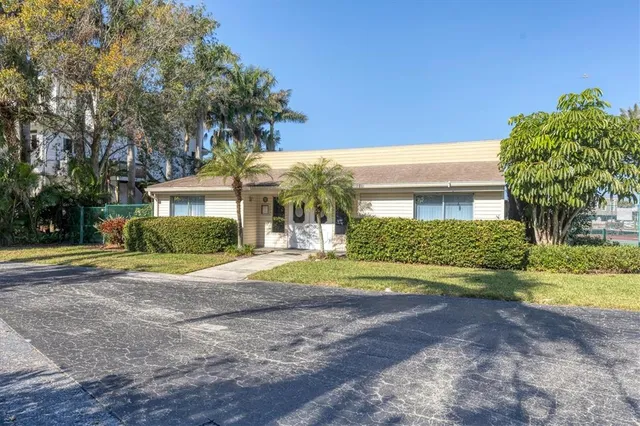 $299,000 | 1714 69th Avenue West, Unit B203, Bradenton, FL 34207