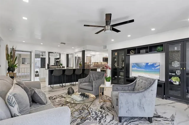 $299,000 | 1714 69th Avenue West, Unit B203, Bradenton, FL 34207