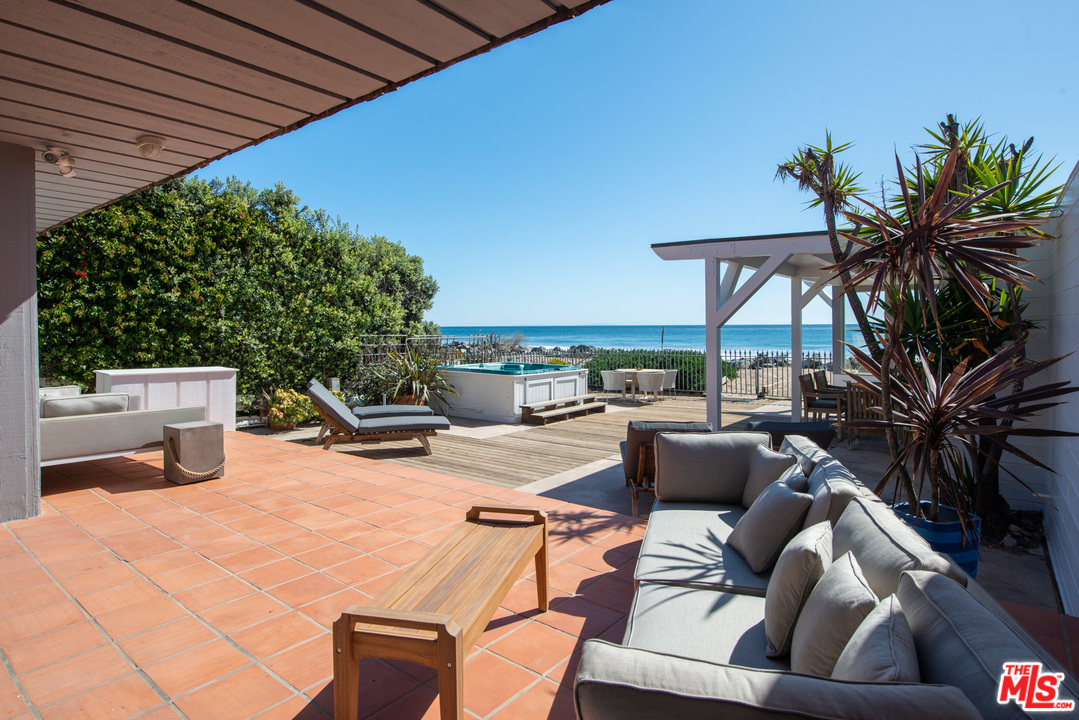 31336 Broad Beach Road Malibu, CA 90265 - Photo 13 of 37 Gallery Image 13