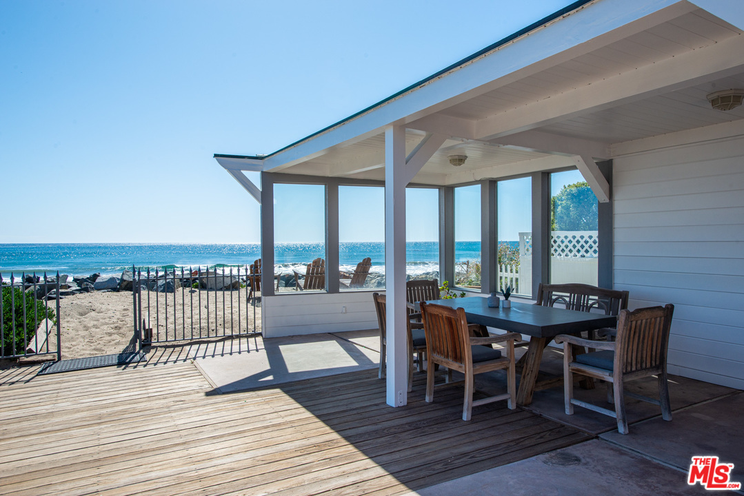 31336 Broad Beach Road Malibu, CA 90265 - Photo 14 of 37 Gallery Image 14