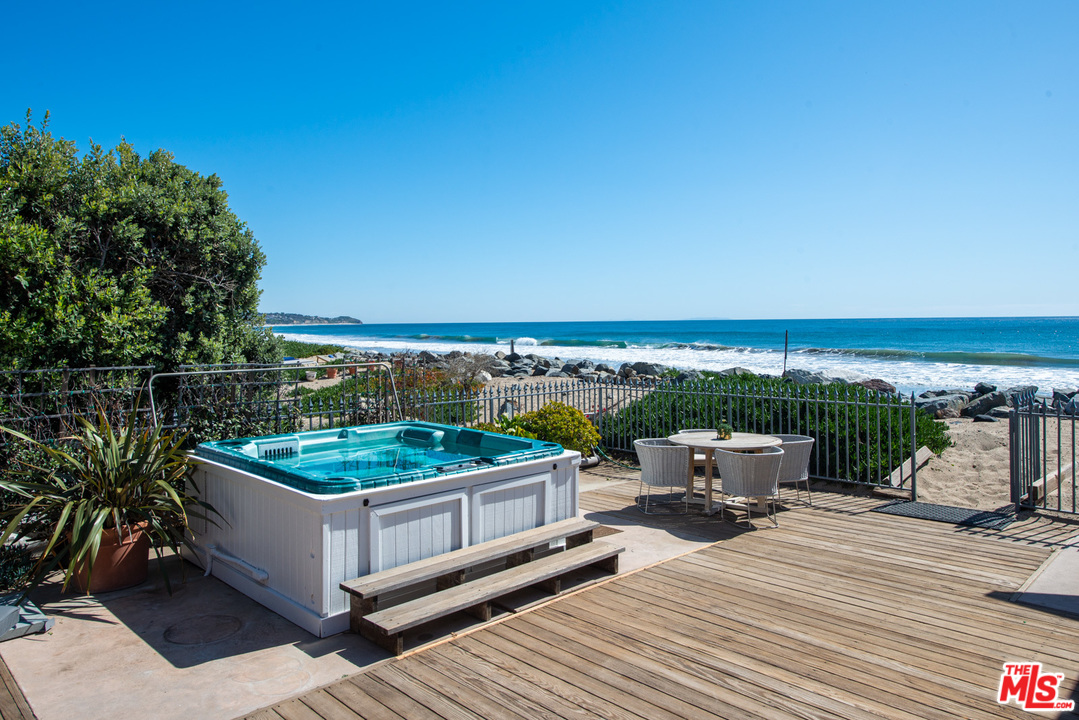 31336 Broad Beach Road Malibu, CA 90265 - Photo 15 of 37 Gallery Image 15
