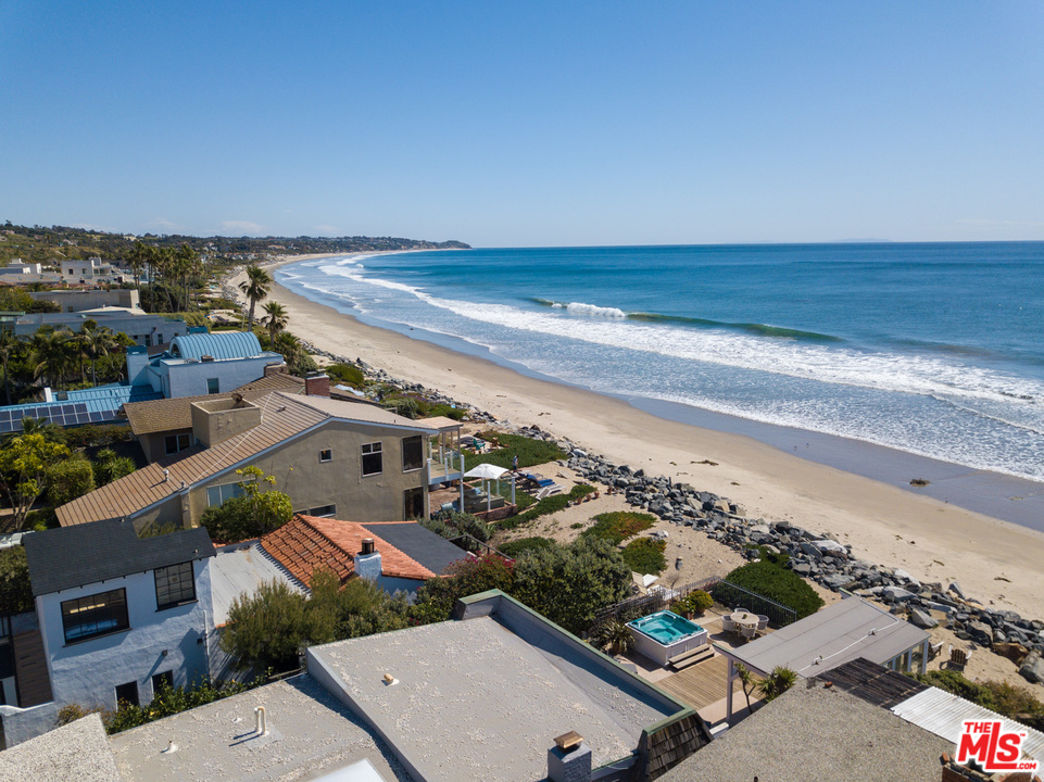 31336 Broad Beach Road Malibu, CA 90265 - Photo 34 of 37 Gallery Image 34