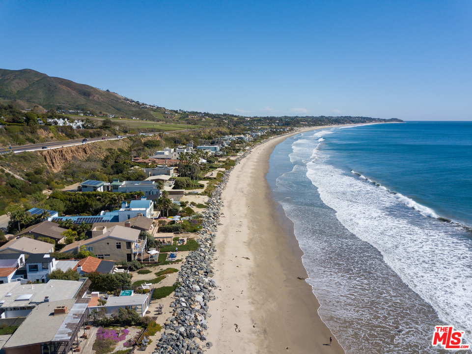 31336 Broad Beach Road Malibu, CA 90265 - Photo 35 of 37 Gallery Image 35