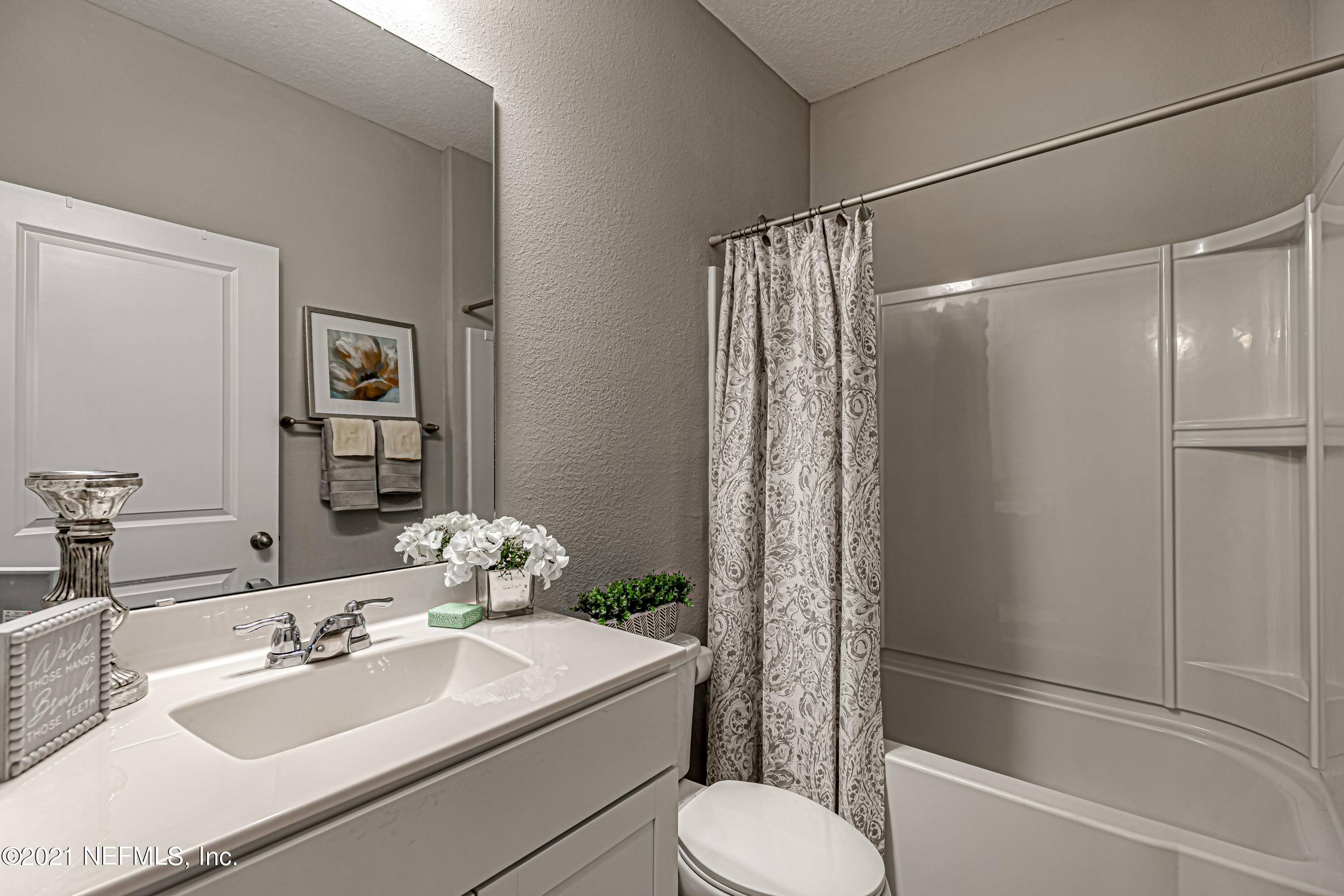 9993 Kevin Road Jacksonville, FL 32257 - Photo 50 of 66 22-First Bathroom