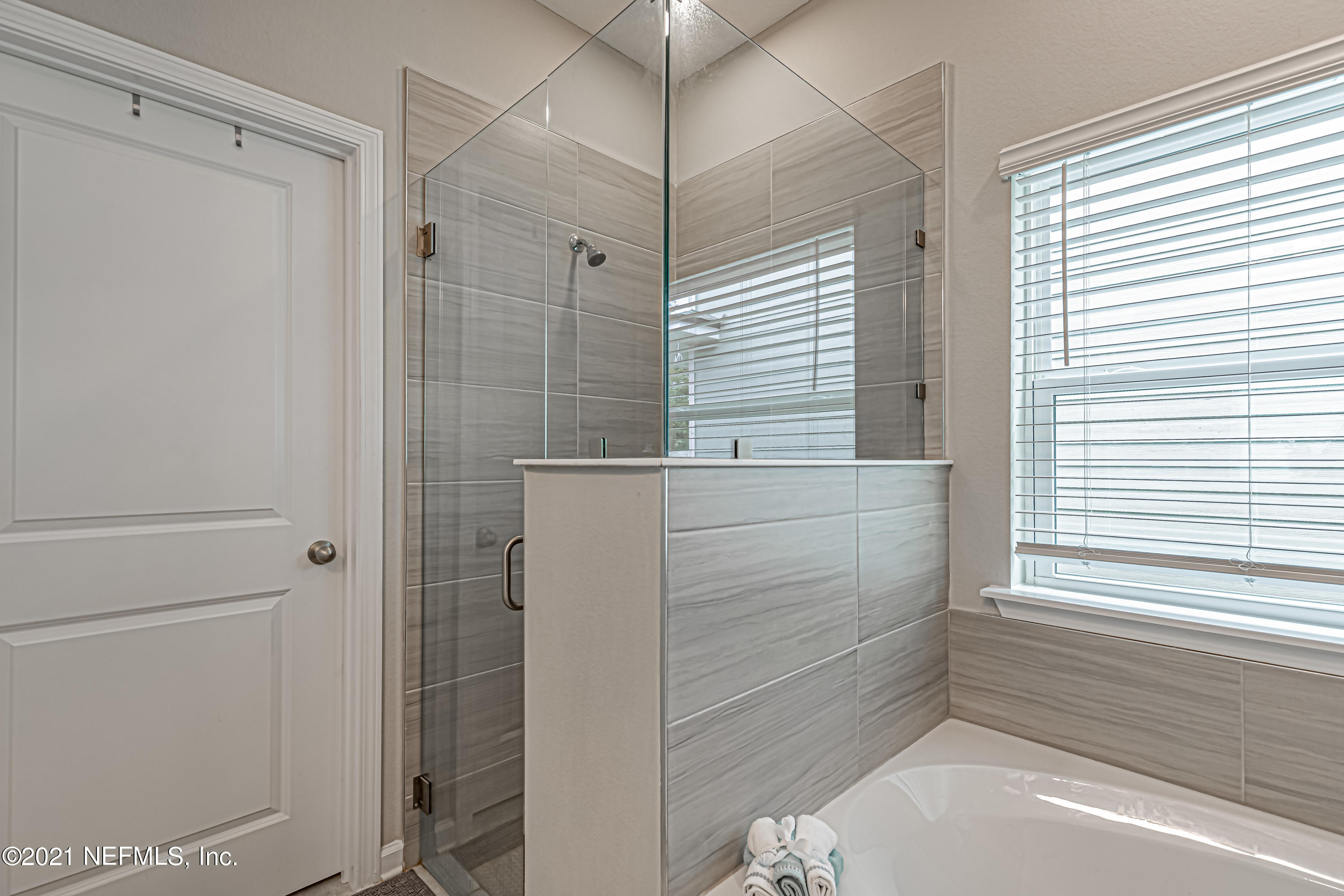 9993 Kevin Road Jacksonville, FL 32257 - Photo 58 of 66 30-Owner's Bathroom