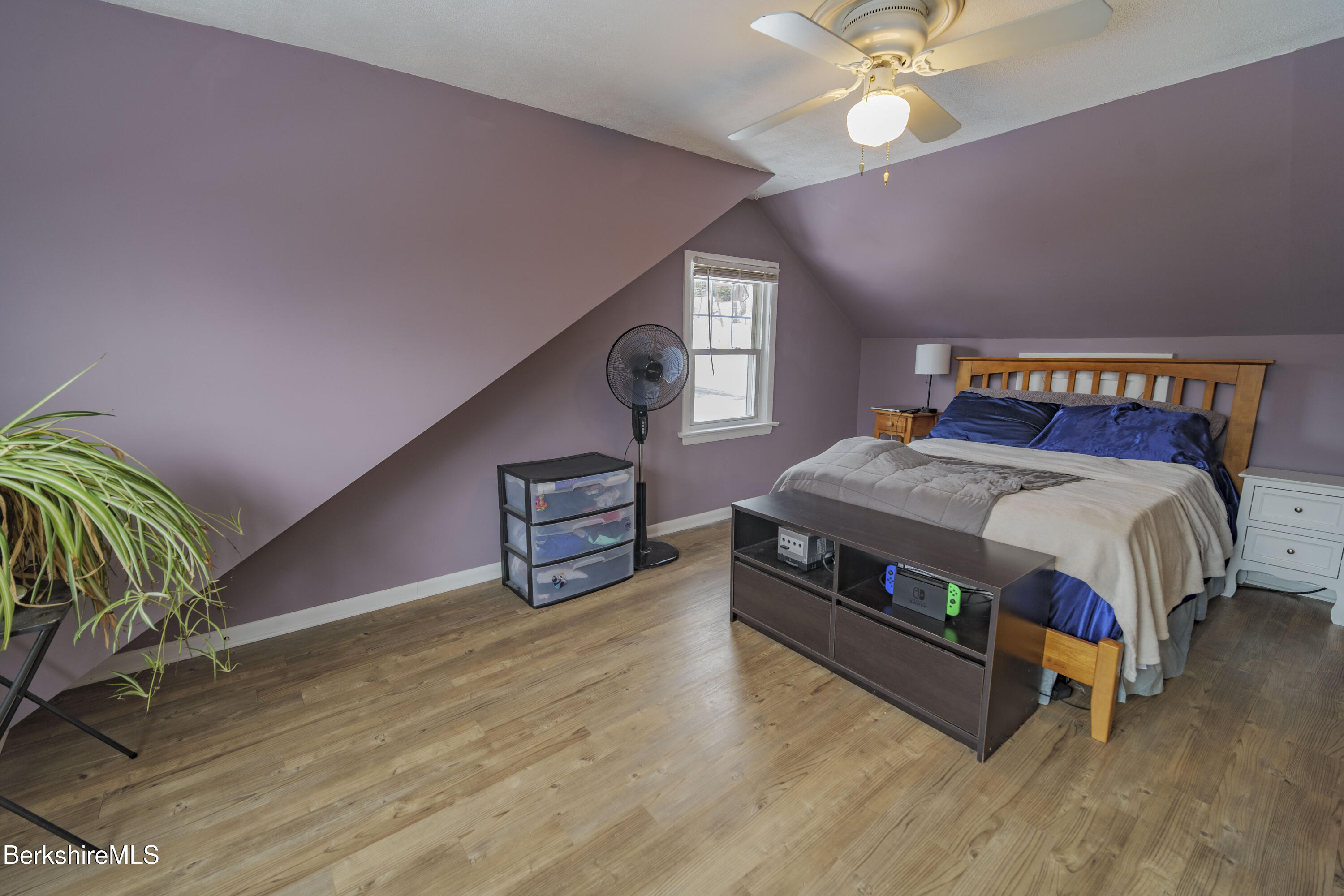 32 Longview Road Lanesborough, MA 01237 - Photo 12 of 20 Bedroom two