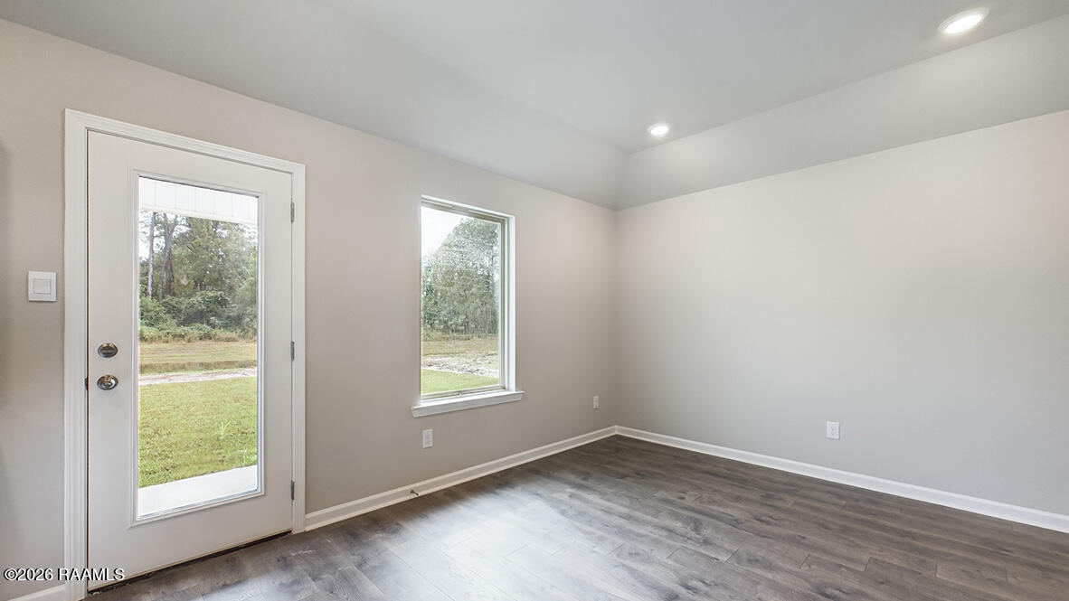 198 Stable Drive Opelousas, LA 70570 - Photo 3 of 15 Ponderosa - White - 8