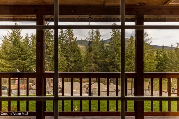 $1,395,000 | 516 Culvert Lane, Bonners Ferry, ID 83805