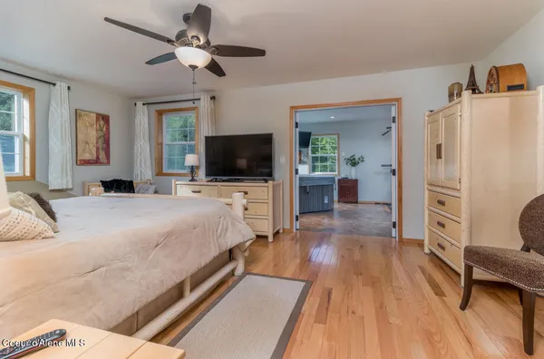 $1,395,000 | 516 Culvert Lane, Bonners Ferry, ID 83805