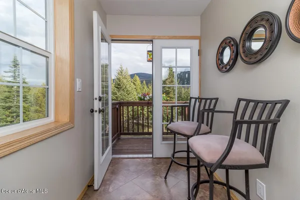 $1,395,000 | 516 Culvert Lane, Bonners Ferry, ID 83805