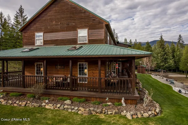 $1,395,000 | 516 Culvert Lane, Bonners Ferry, ID 83805