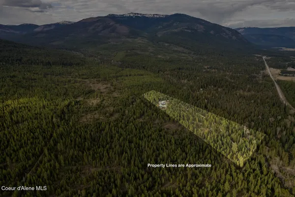 $1,395,000 | 516 Culvert Lane, Bonners Ferry, ID 83805