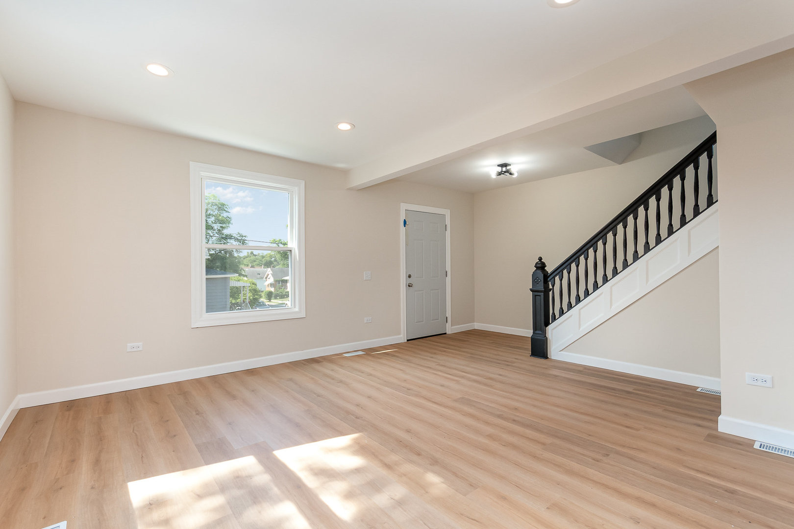 2824 Union Street Blue Island, IL 60406 - Photo 3 of 29