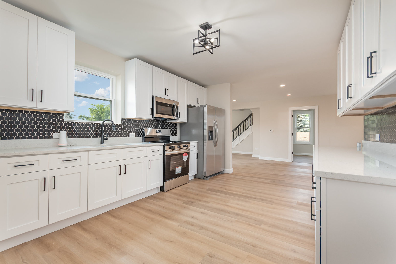 2824 Union Street Blue Island, IL 60406 - Photo 8 of 29