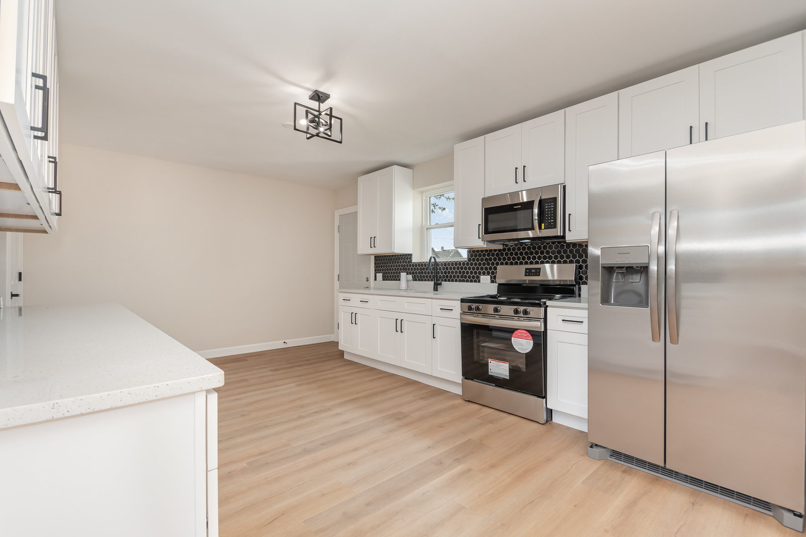 2824 Union Street Blue Island, IL 60406 - Photo 9 of 29