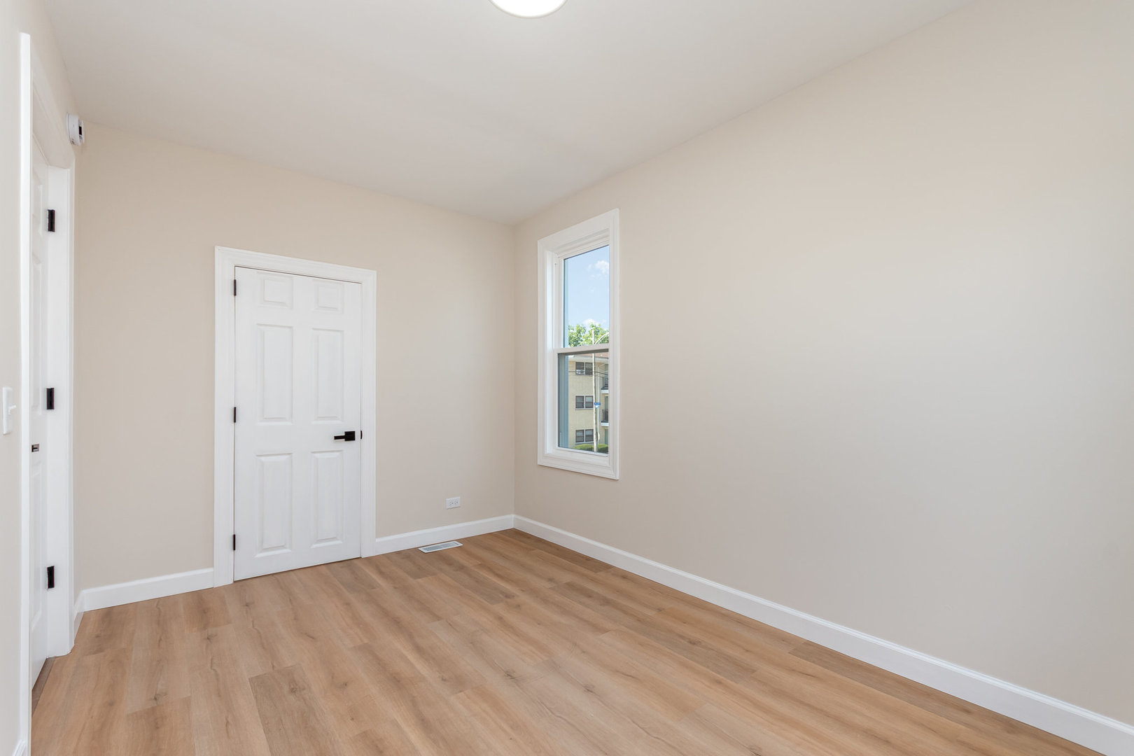 2824 Union Street Blue Island, IL 60406 - Photo 10 of 29