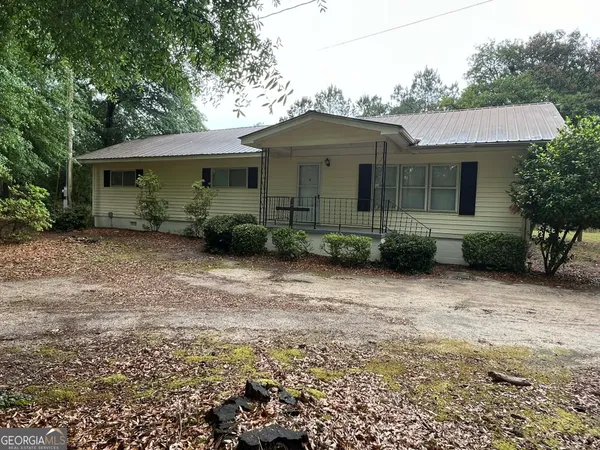 $1,500 | 1116 North Lake Drive, East Dublin, GA 31027