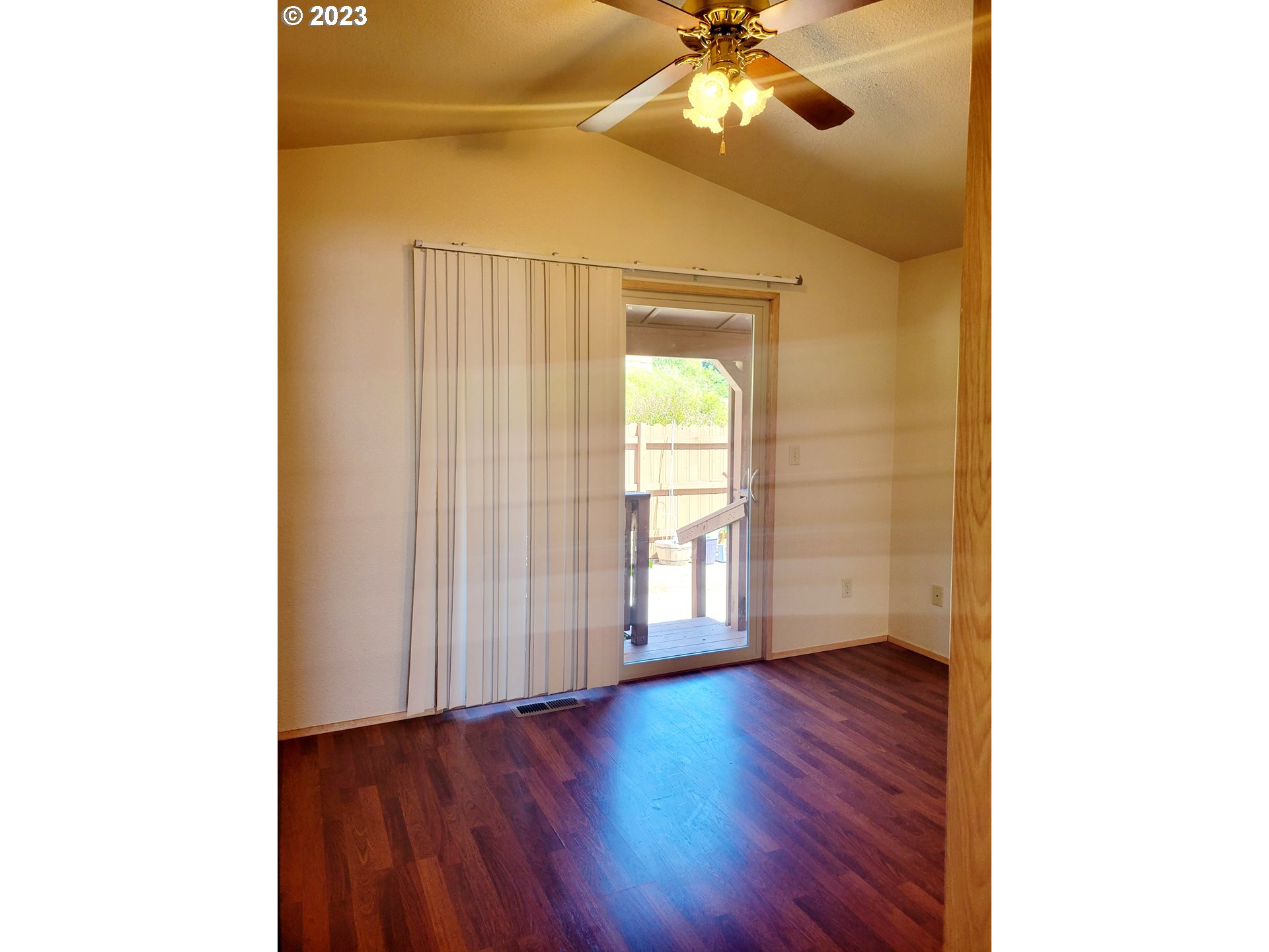 19921 Whaleshead Road, Unit T2 Brookings, OR 97415 - Photo 28 of 48 Bedroom