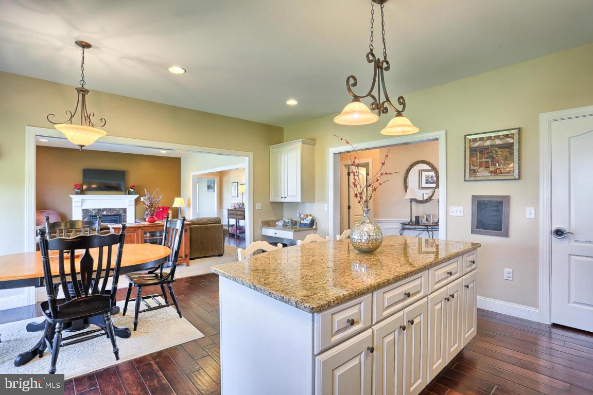 625 Frome Avenue Lititz, PA 17543 - Photo 6 of 48